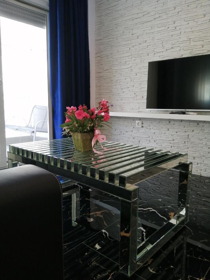 Ferienwohnung Totani Lux Peraía Exterior foto
