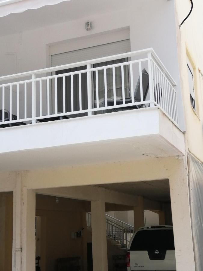 Ferienwohnung Totani Lux Peraía Exterior foto
